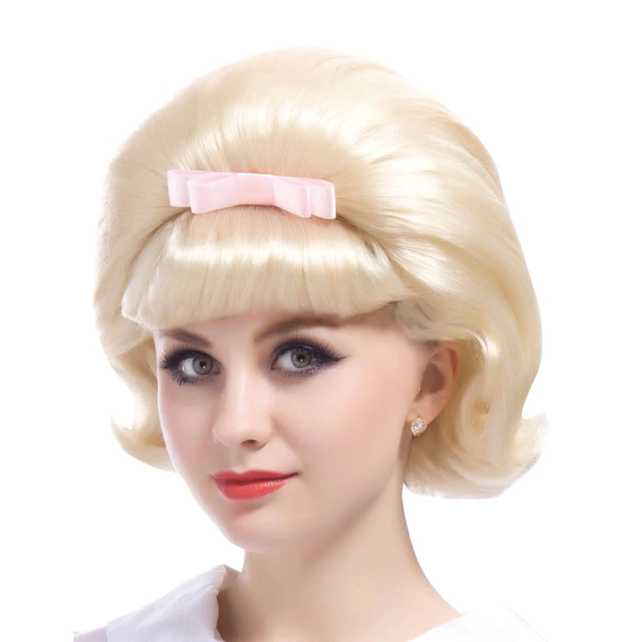 Perruque Blonde De Femme Des Années 50 4 Perruque Blonde De Femme Des Années 50 – Image 2